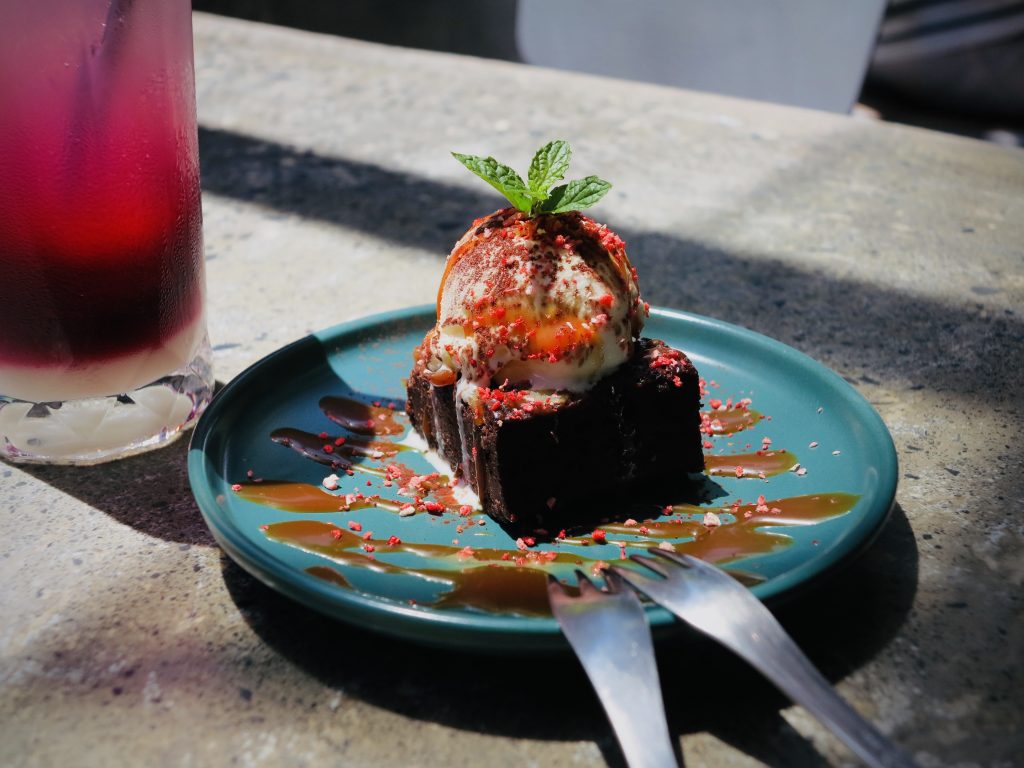 Wie Mache Ich Selbstgemachte BBQ-Sauce?